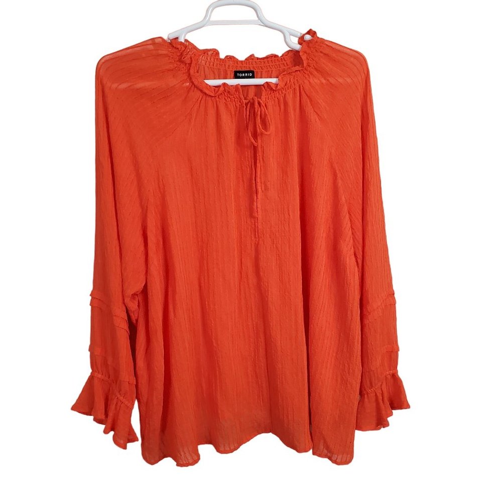 Torrid 4X Size 4 Blouse Peasant Textured Gauze Tiered Ruffle Keyhole Ribbon Tie - Picture 2 of 10